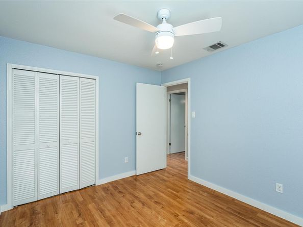 5909 Kevin Kelly PL, Austin TX 78727