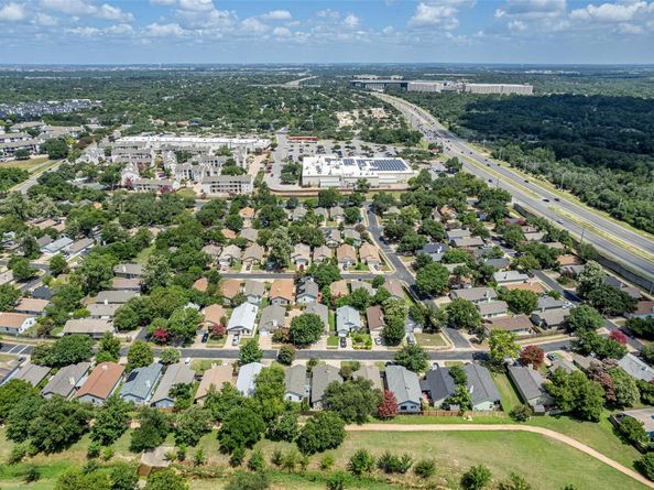5909 Kevin Kelly PL, Austin TX 78727