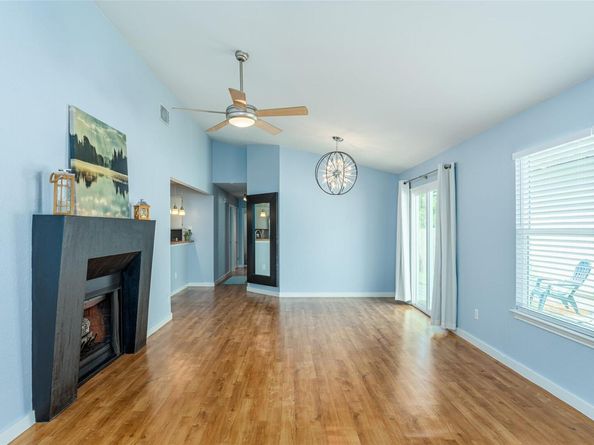 5909 Kevin Kelly PL, Austin TX 78727