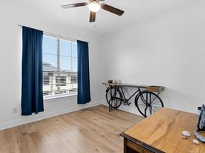 7701 Rialto BLVD 623, Austin TX 78735