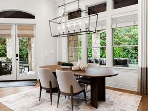 1805 Lakecliff Hills LN, Austin TX 78732