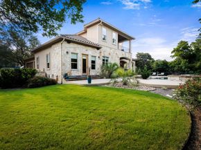 1805 Lakecliff Hills LN, Austin TX 78732