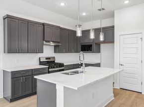 200 W 56th ST 1104, Austin TX 78751