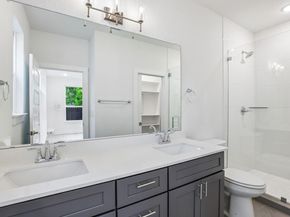 200 W 56th ST 1104, Austin TX 78751