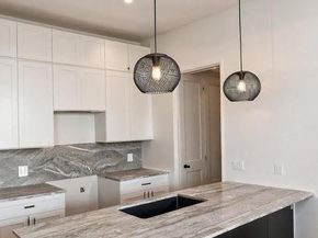 1736 Bunche RD Building 1, Austin TX 78721