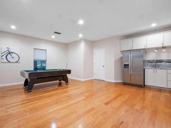 9402 Bluegrass DR, Austin TX 78759