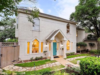 9402 Bluegrass DR