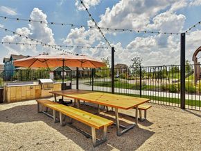 5913-B Charles Merle DR 16, Austin TX 78747