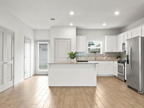 5913-B Charles Merle DR 16, Austin TX 78747