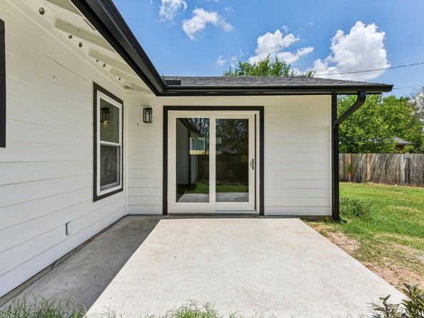 2938 Pecan Springs RD, Austin TX 78723