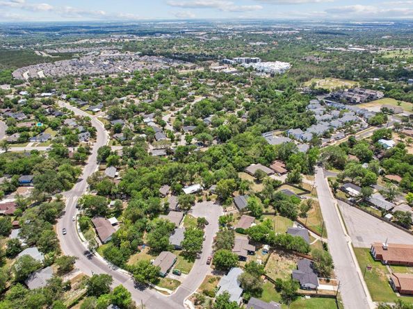 2938 Pecan Springs RD, Austin TX 78723