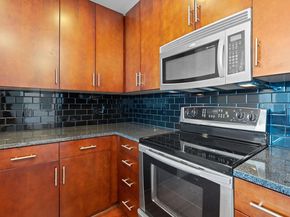 360 Nueces ST 1518, Austin TX 78701