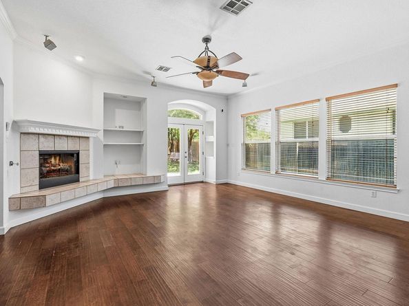 1904 Montana Sky DR, Austin TX 78727