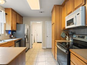22305 Shotts DR, Spicewood TX 78669