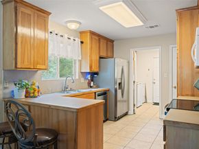 22305 Shotts DR, Spicewood TX 78669