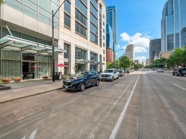 200 Congress Ave 19F, Austin TX 78701