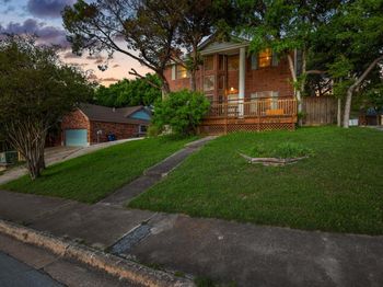 3017 Sunridge DR