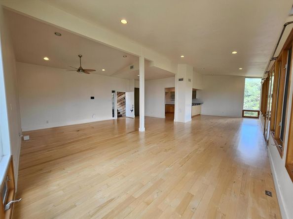 918 Terrace Mountain DR, West Lake Hills TX 78746
