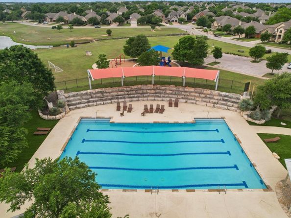 1708 Loyal Friend DR 46, Leander TX 78641