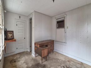 1621 S College ST, Georgetown TX 78626