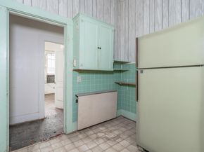 1621 S College ST, Georgetown TX 78626