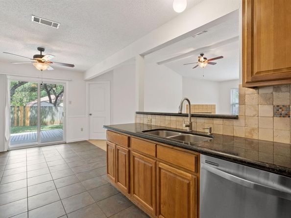 12706 Heinemann DR, Austin TX 78727