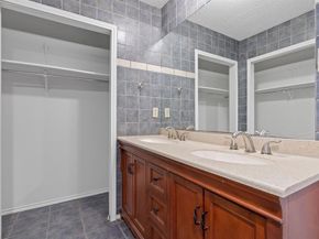 12706 Heinemann DR, Austin TX 78727