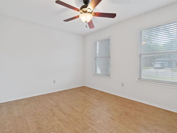 12706 Heinemann DR, Austin TX 78727