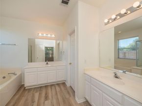 134 Retama DR, Georgetown TX 78626