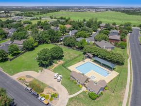 134 Retama DR, Georgetown TX 78626