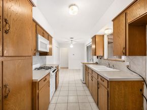 6906 Miranda DR, Austin TX 78752