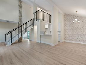 1702 Cinnamon PATH, Austin TX 78704