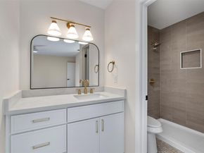 1702 Cinnamon PATH, Austin TX 78704