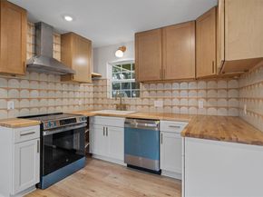 8801 Little Walnut DR, Austin TX 78753