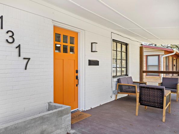 1317 Cloverleaf DR, Austin TX 78723