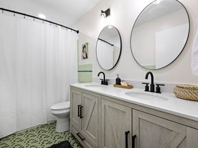 1317 Cloverleaf DR, Austin TX 78723