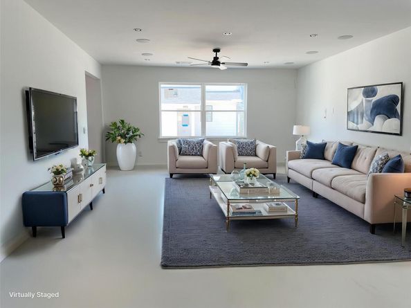 1500 Sylvan Glade unit 2b RD 2B, Austin TX 78745