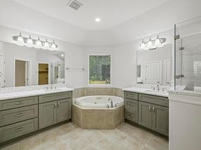 501 Flamingo BLVD, Lakeway TX 78734