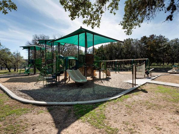 501 Flamingo BLVD, Lakeway TX 78734