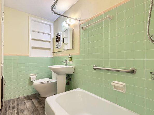 1610 Broadmoor DR, Austin TX 78723