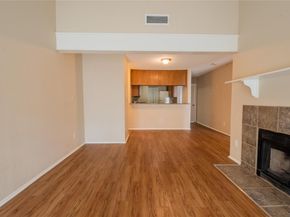 806 W 24th ST 320, Austin TX 78705