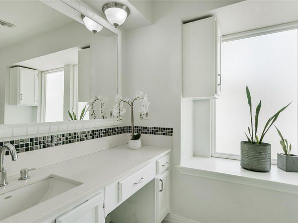 4015 Alexandria DR, Austin TX 78749