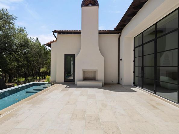 4401 Amarra DR 17, Austin TX 78735