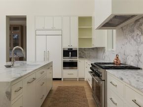 4401 Amarra DR 17, Austin TX 78735