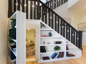 1506 Tillery ST, Austin TX 78702