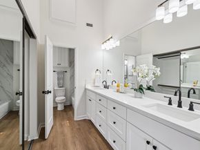 7122 Wood Hollow DR 52, Austin TX 78731