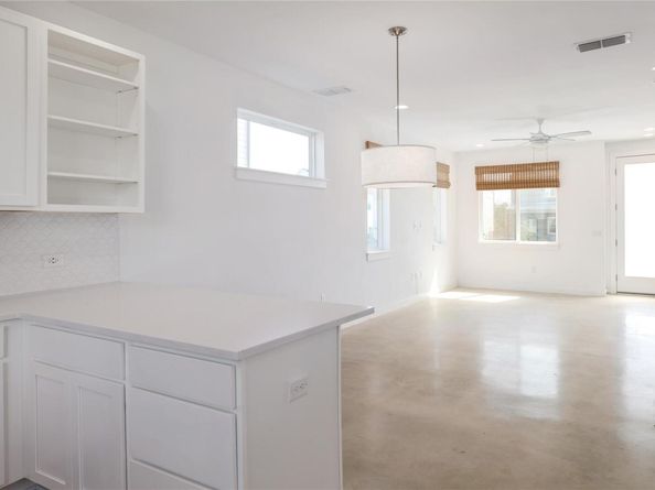 1192 Sarabeth WAY, Austin TX 78721