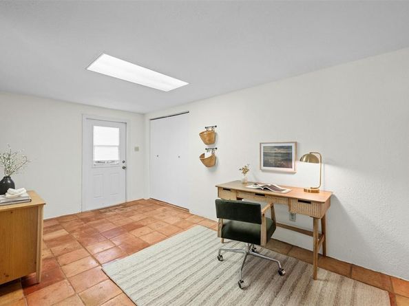 4610 S 1st ST, Austin TX 78745