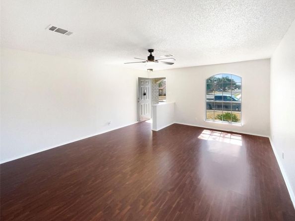 923 Timber TRL, Cedar Park TX 78613
