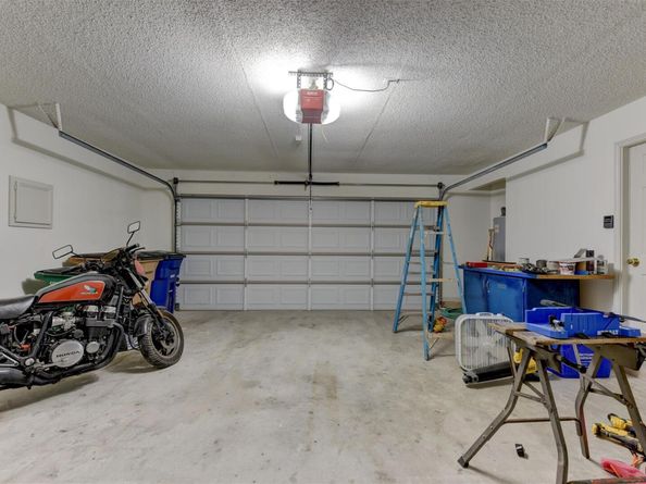 5701 Westslope DR B2, Austin TX 78731